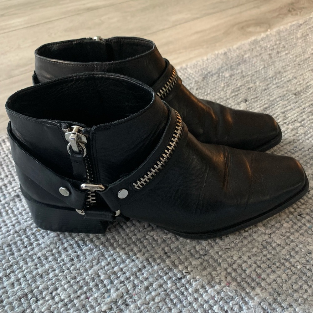 Zara black ankle boots
